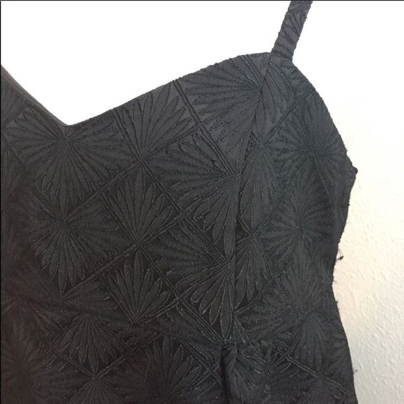 What Goes Around Comes Around Black Textured Dress - Picture 4 of 8